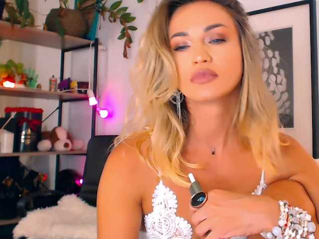 Sex chat gratuit in direct cu Alexandrawoow pe BongaCams