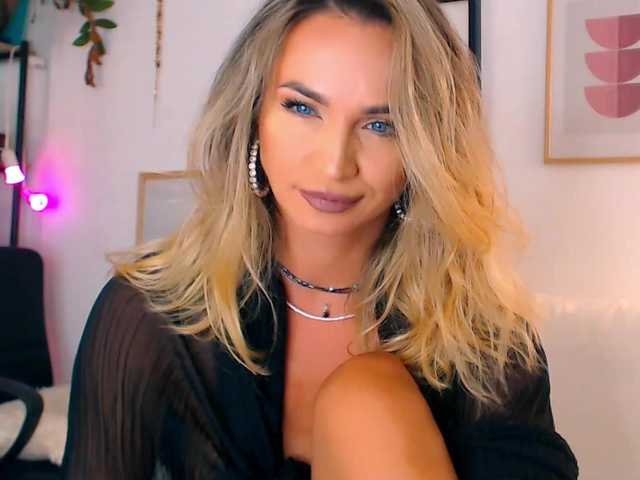 Sex chat gratuit in direct cu Alexandrawoow pe BongaCams