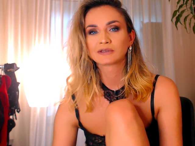 Alexandrawoow live cam on BongaCams
