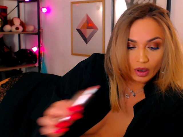 Sex chat gratuit in direct cu Alexandrawoow pe BongaCams