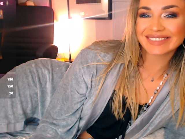 Alexandrawoow live cam on BongaCams