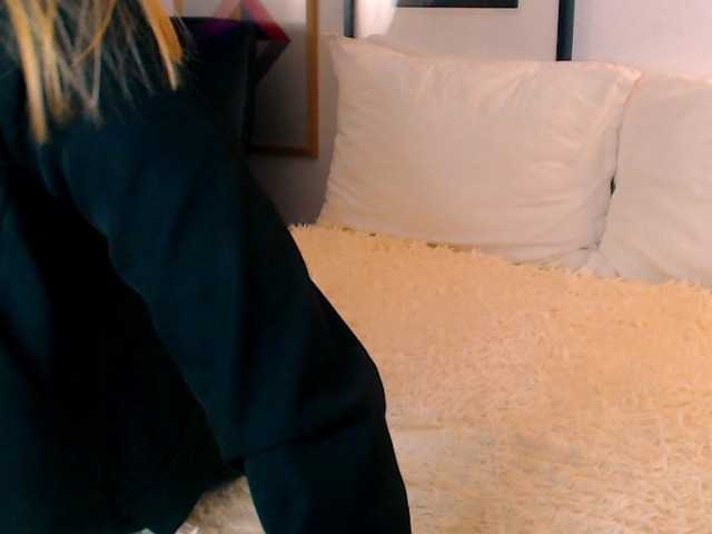 Sex chat gratuit in direct cu Alexandrawoow pe BongaCams