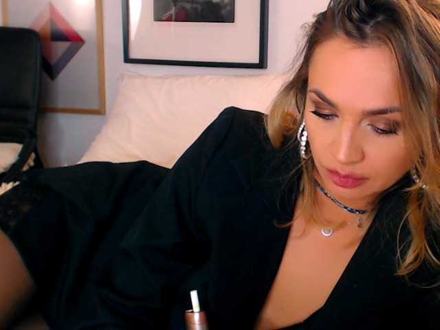 Sex chat gratuit in direct cu Alexandrawoow pe BongaCams