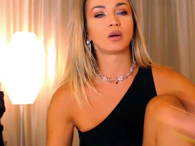 Sex chat gratuit in direct cu Alexandrawoow pe BongaCams
