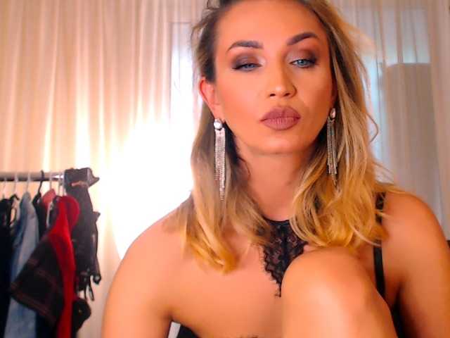 Sex chat gratuit in direct cu Alexandrawoow pe BongaCams