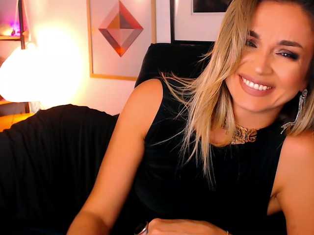Sex chat gratuit in direct cu Alexandrawoow pe BongaCams