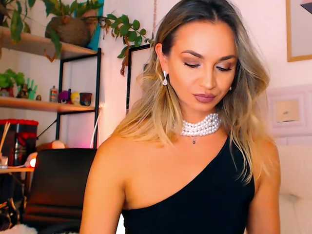 Sex chat gratuit in direct cu Alexandrawoow pe BongaCams