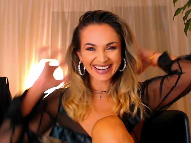 Alexandrawoow live cam on BongaCams
