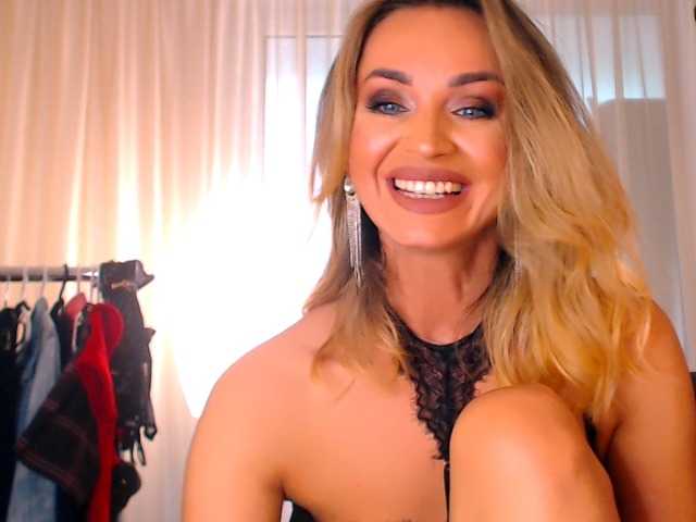 Alexandrawoow live cam on BongaCams