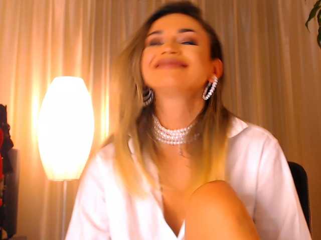 Alexandrawoow live cam on BongaCams