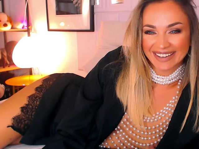 Alexandrawoow live cam on BongaCams