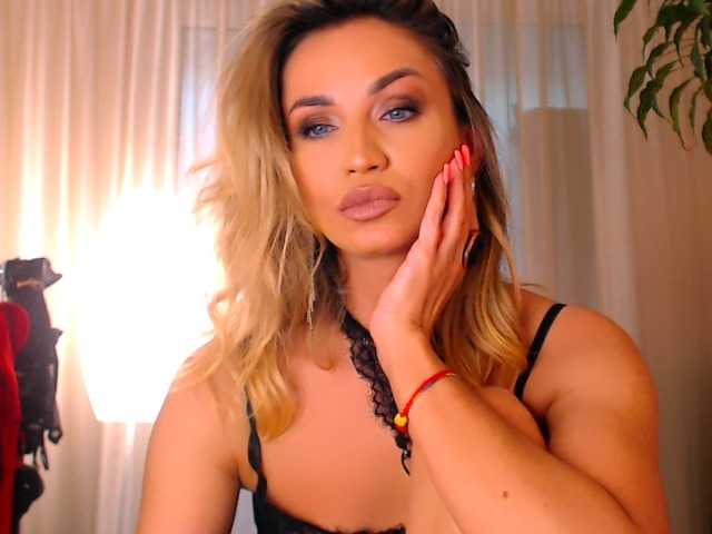 Alexandrawoow live cam on BongaCams