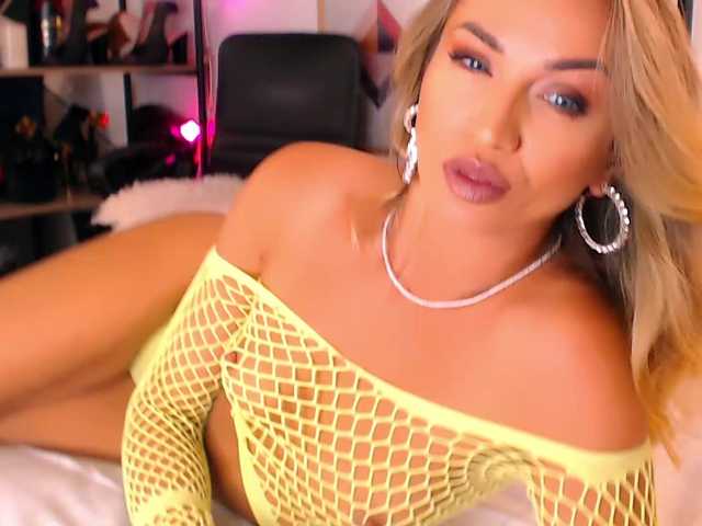 Sex chat gratuit in direct cu Alexandrawoow pe BongaCams