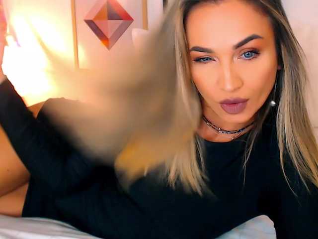 Sex chat gratuit in direct cu Alexandrawoow pe BongaCams