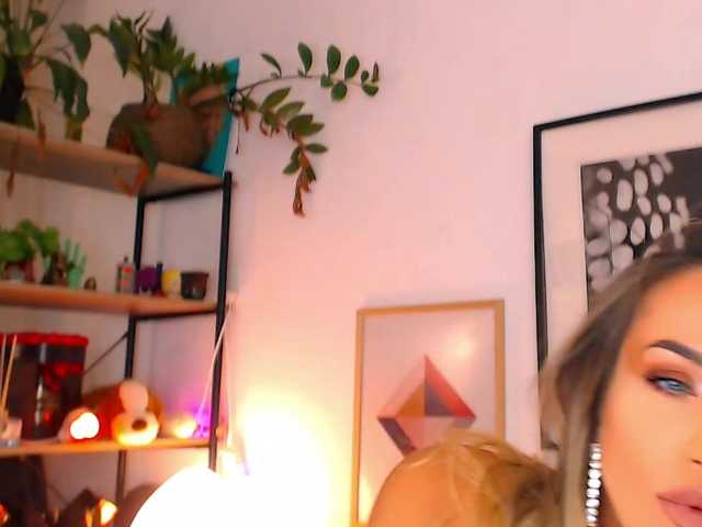 Alexandrawoow live webcam show