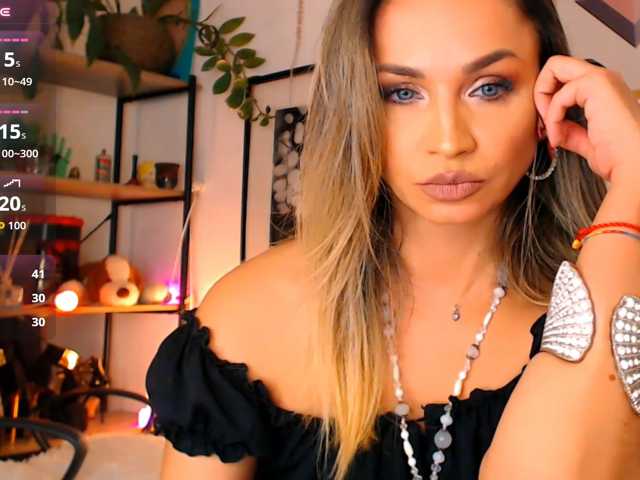 Alexandrawoow
