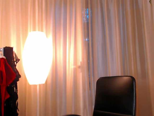 Sex chat gratuit in direct cu Alexandrawoow pe BongaCams