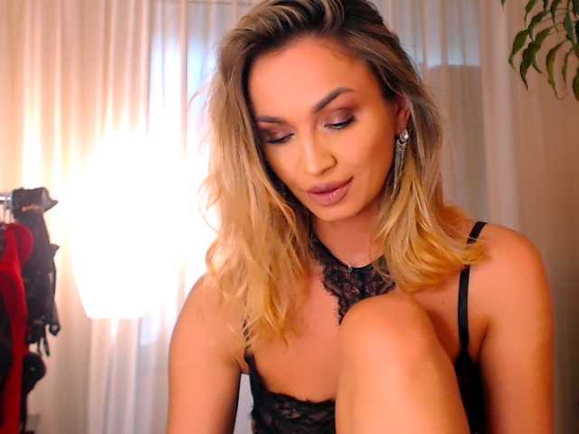 Sex chat gratuit in direct cu Alexandrawoow pe BongaCams