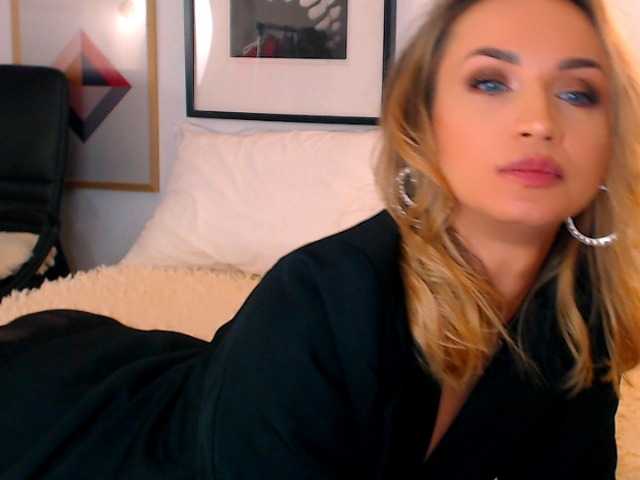 Sex chat gratuit in direct cu Alexandrawoow pe BongaCams