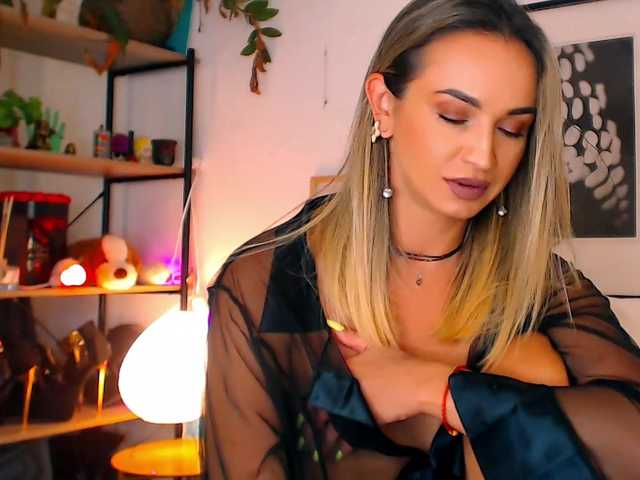 Alexandrawoow live webcam show