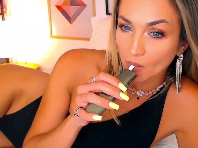 Alexandrawoow