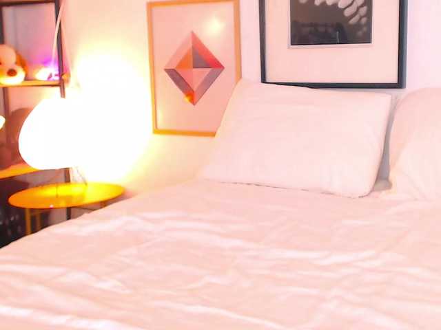 Alexandrawoow live cam on BongaCams