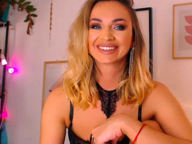 Alexandrawoow live cam on BongaCams