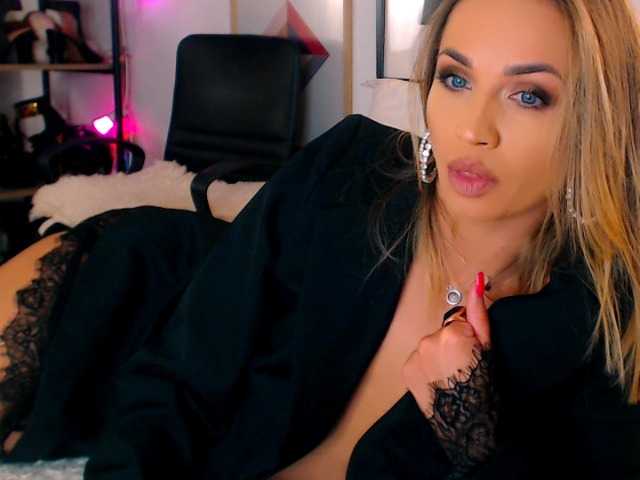 Sex chat gratuit in direct cu Alexandrawoow pe BongaCams