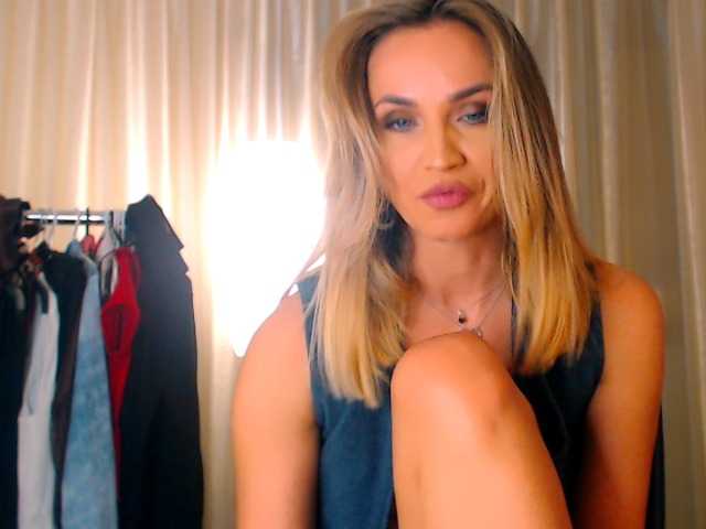 Sex chat gratuit in direct cu Alexandrawoow pe BongaCams