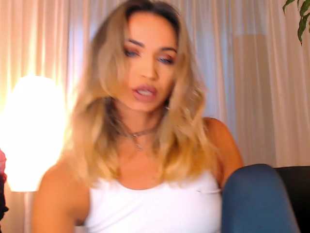 Alexandrawoow live webcam show