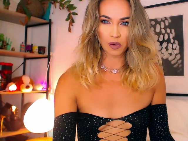 Alexandrawoow live webcam show