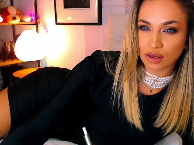 Alexandrawoow live cam on BongaCams