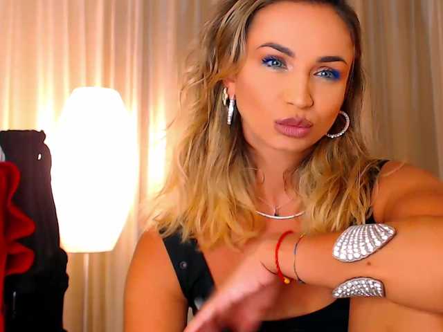 Sex chat gratuit in direct cu Alexandrawoow pe BongaCams