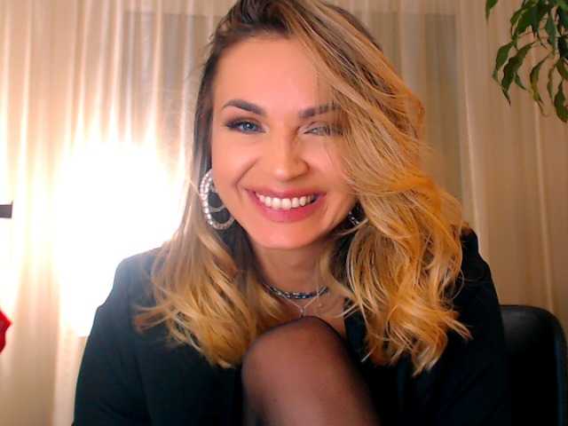 Sex chat gratuit in direct cu Alexandrawoow pe BongaCams