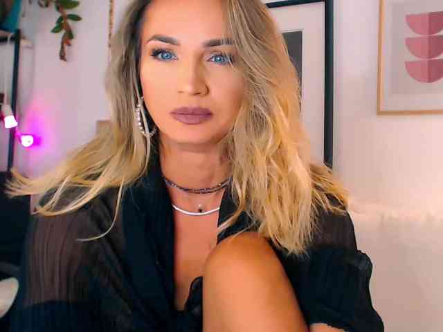 Alexandrawoow