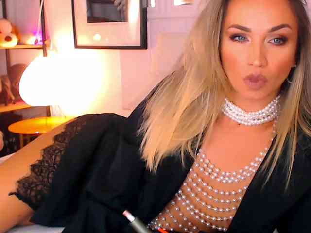 Alexandrawoow
