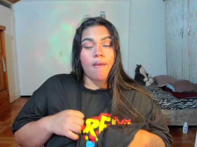 NayaraHanni1 live cam on BongaCams