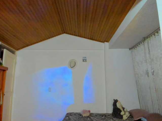 NayaraHanni1