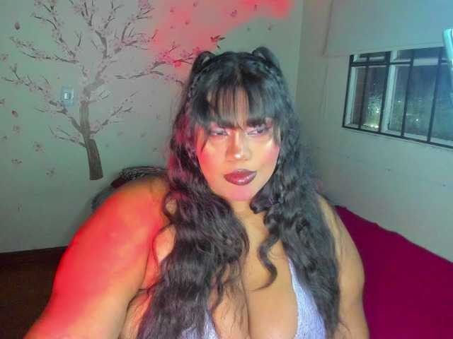 NayaraHanni1
