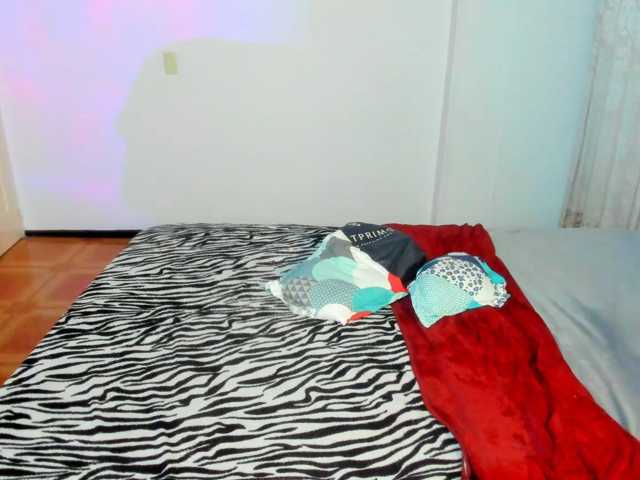 NayaraHanni1 live cam on BongaCams