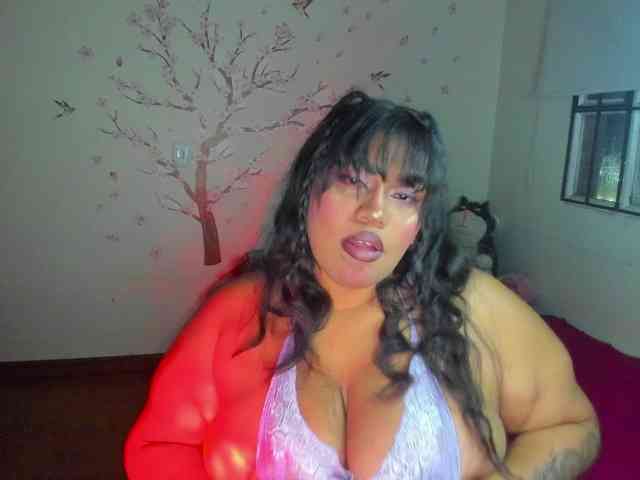 NayaraHanni1 webcam