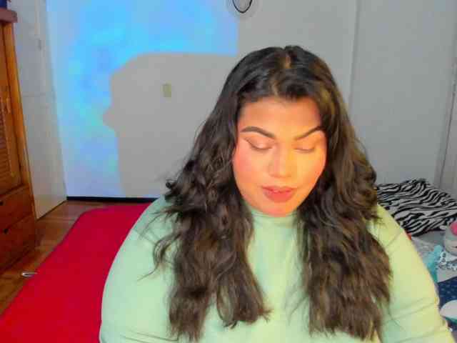 NayaraHanni1