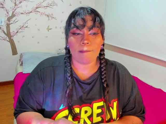 NayaraHanni1 webcam