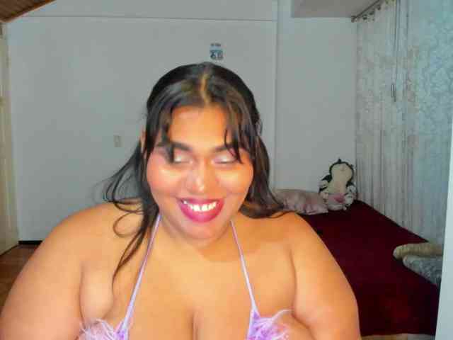 NayaraHanni1 webcam