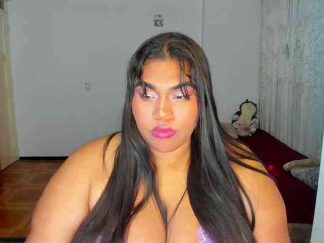 NayaraHanni1 webcam