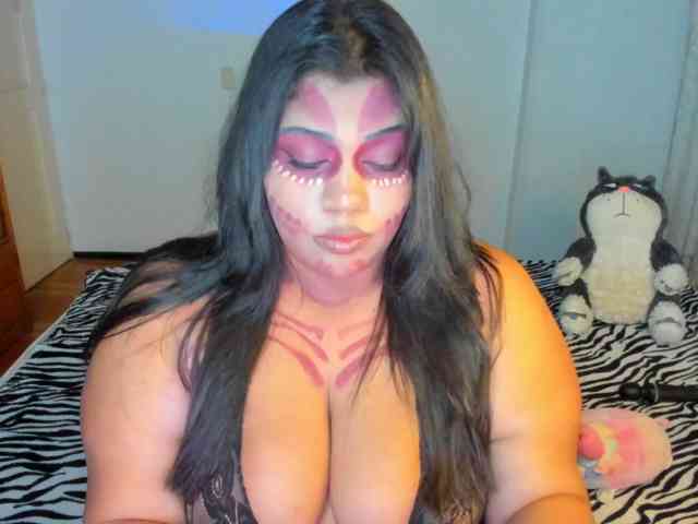NayaraHanni1 webcam