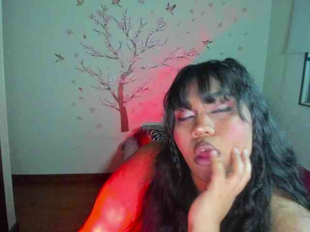 NayaraHanni1 webcam