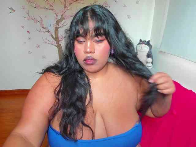 NayaraHanni1 webcam