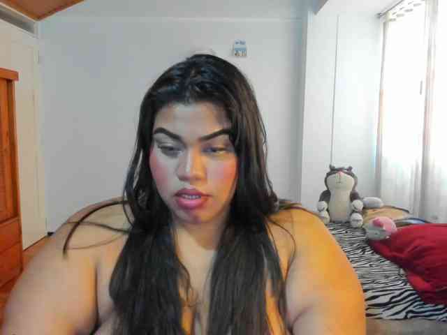 NayaraHanni1 NayaraHanni1