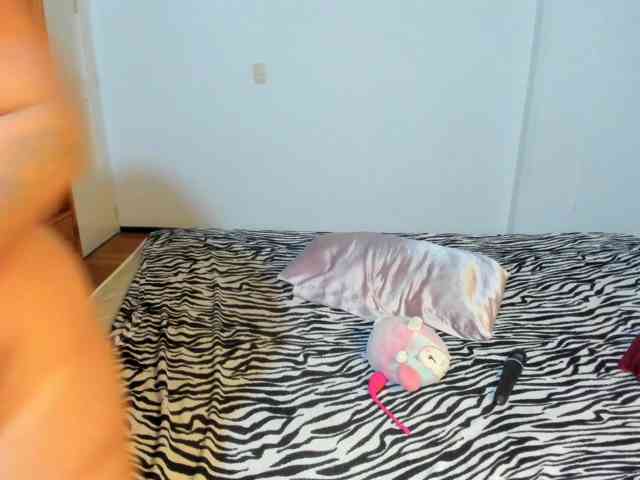 NayaraHanni1 webcam